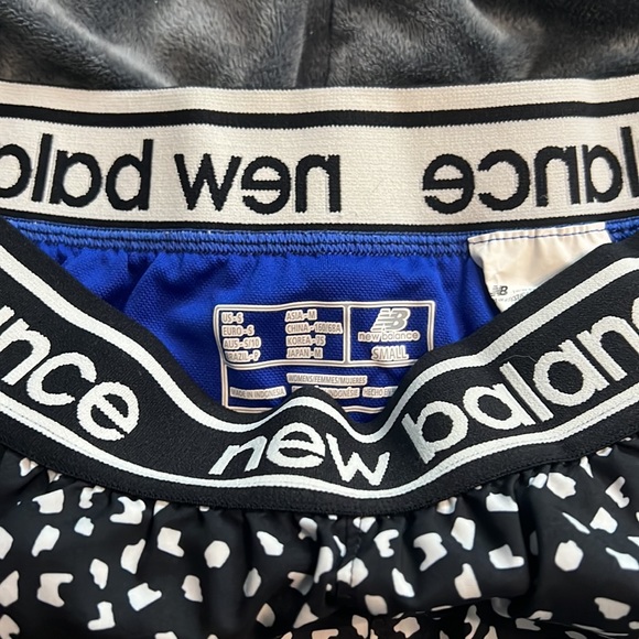 New balance athletic workout shorts - Picture 2 of 3